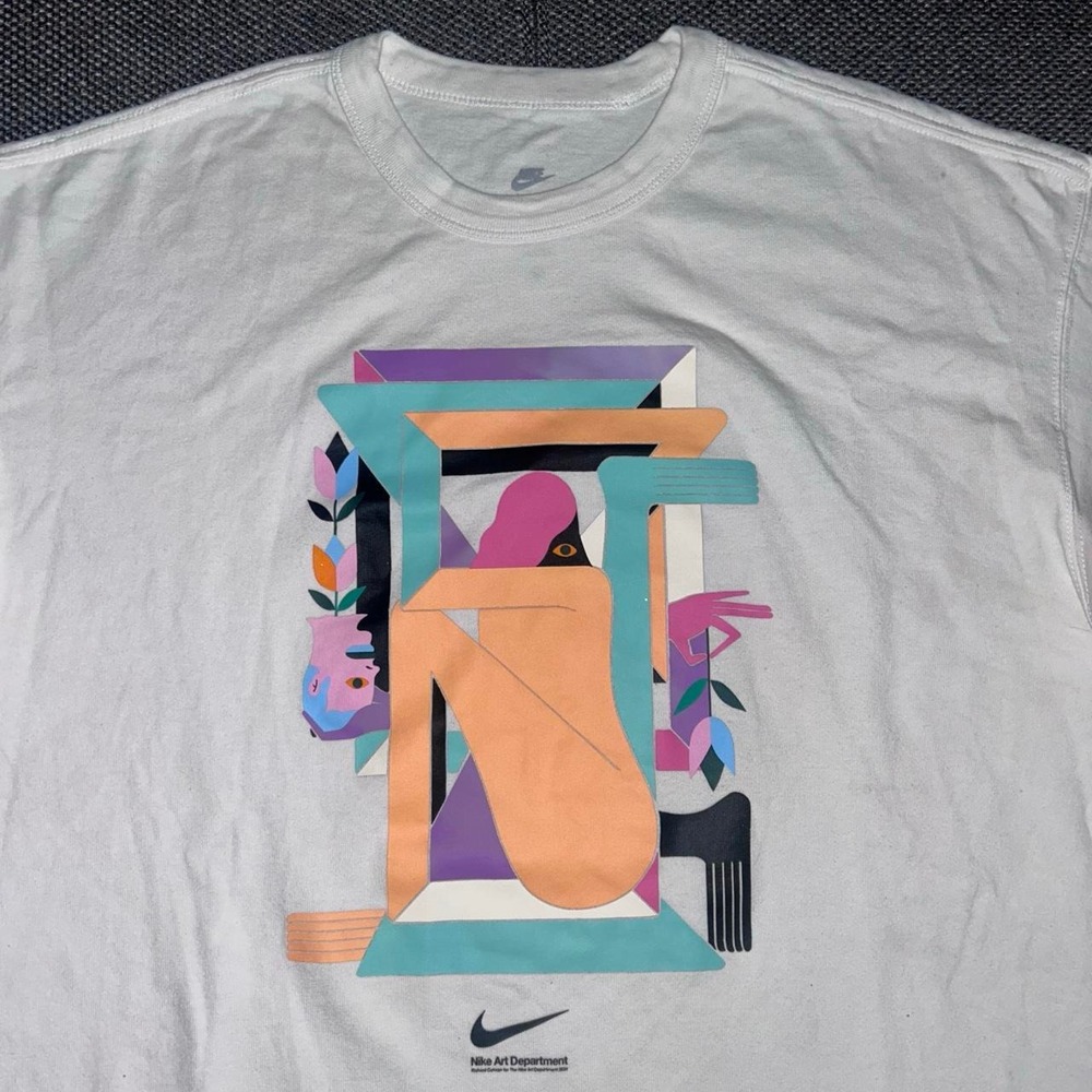 Nike Art Department White Abstract Statue Portrait T Shirt Size Large